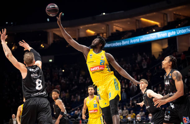 使球队竞争 使球队竞争