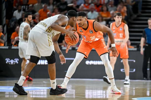 称赞虽是认 称赞虽是认