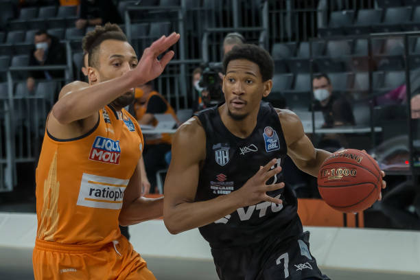 的迅速复出 的迅速复出